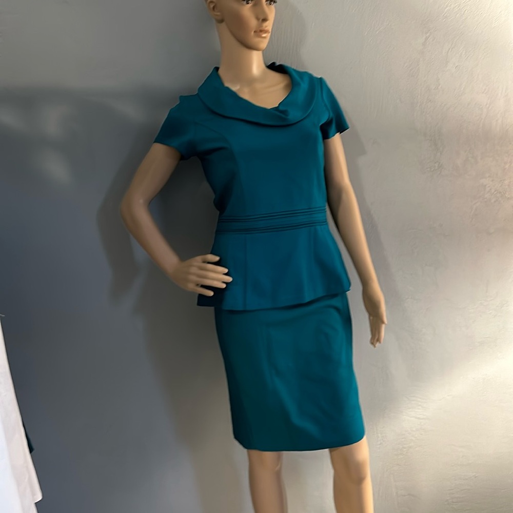 White House black market Teal color suit
